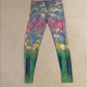 Onzie printed leggings